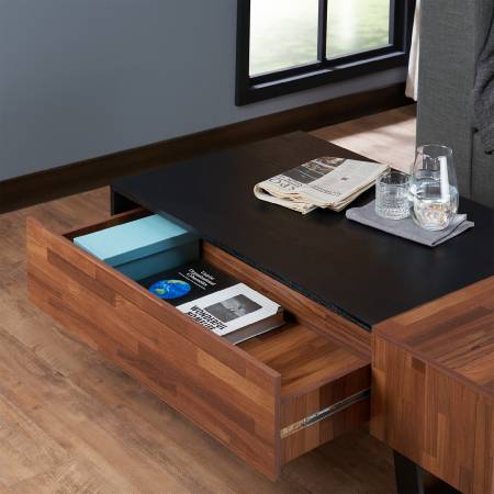 Ugyanazzal a stílussal, átfogóbb formatervezési érzékkel.